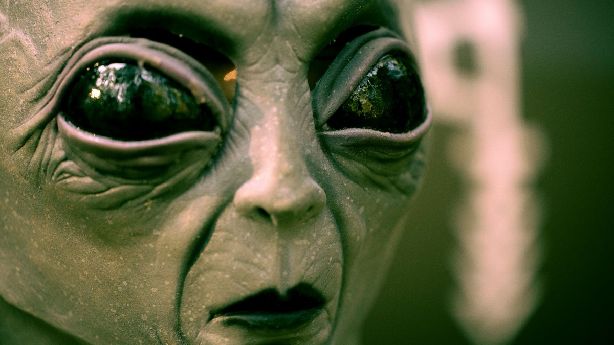 5 Reasons People Want To Live On Another Planet